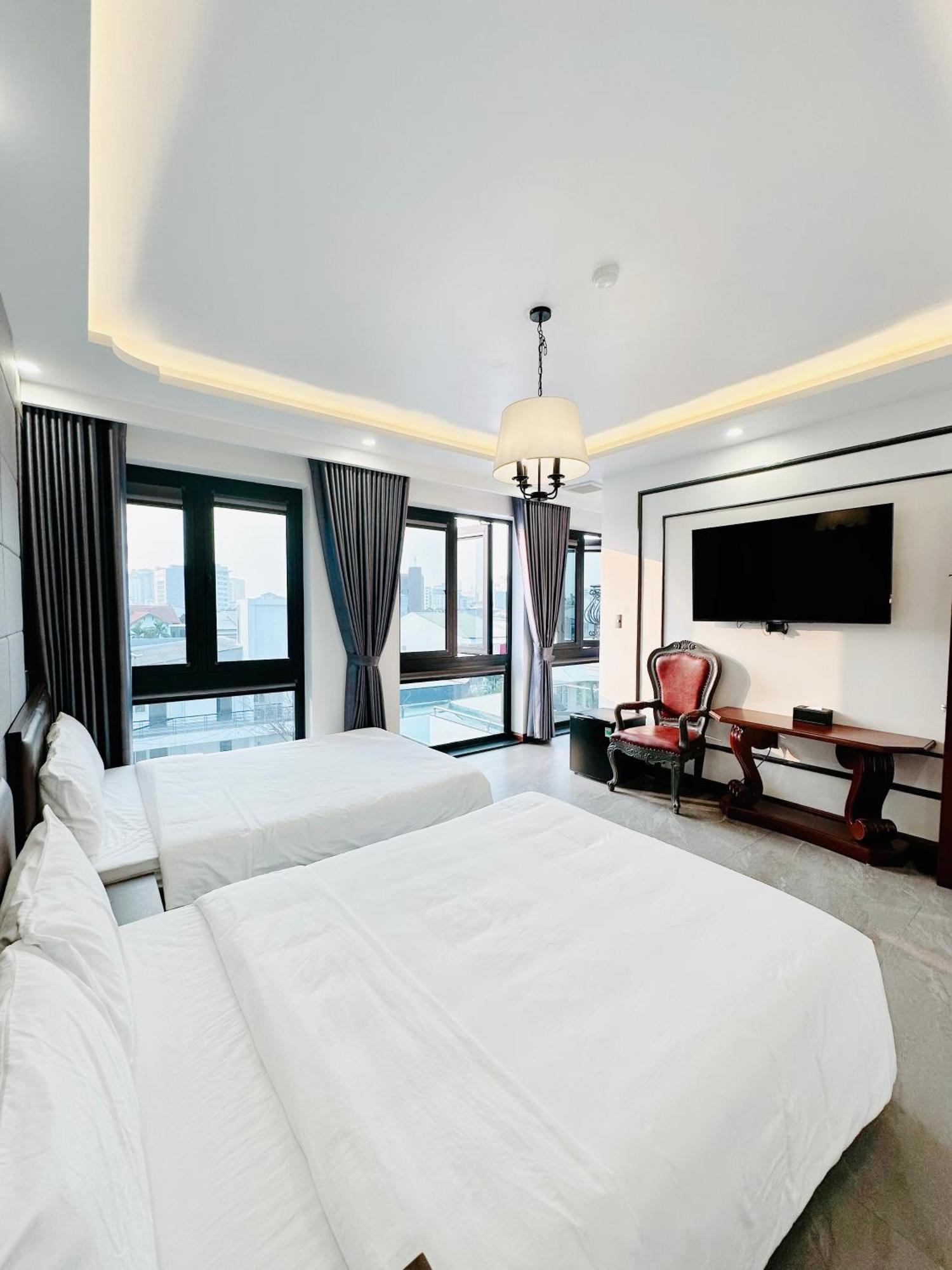 Sala Hotel Hue Exterior photo